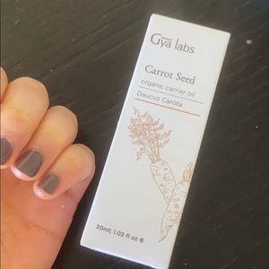 European carrot seed oil